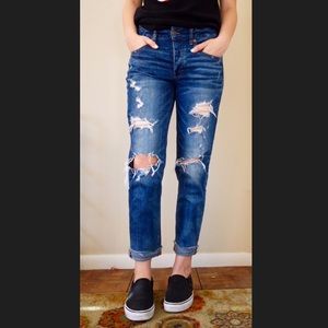 AE Tomgirl Jeans • 6 US • $20